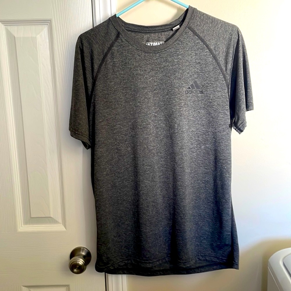 ADIDAS MENS MEDIUM ULTIMATE TEE SHIRT